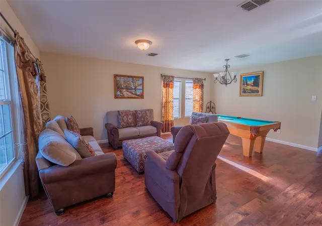 Photo 4 of Single family home for sale at 5718 Green Ivy Rd, Denton, TX 76210 | MLS# 21334671 | Listing updated on 2026-07-22