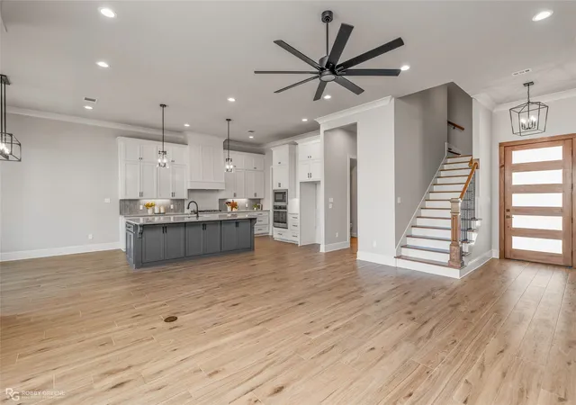 Photo 3 of Single family home for sale at 222 Conti Wy, Bossier City, LA 71111 | MLS# 21334842 | Listing updated on 2026-08-19