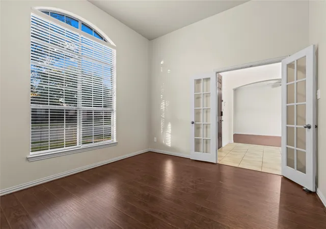 Photo 3 of Single family home for sale at 8302 Munich Dr, Rowlett, TX 75089 | MLS# 21333344 | Listing updated on 2026-10-03