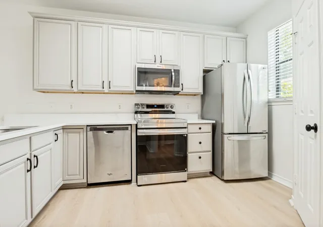 2nd image of 120 Nemo Ct, Arlington, TX 76010 | MLS# 21333690