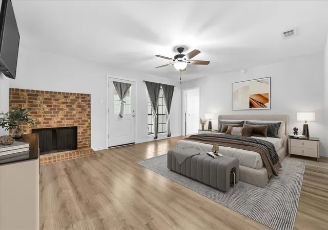 Photo 2 of Single family home for sale at 392 Creekwood Dr, Lancaster, TX 75146 | MLS# 21331825 | Listing updated on 2026-08-22