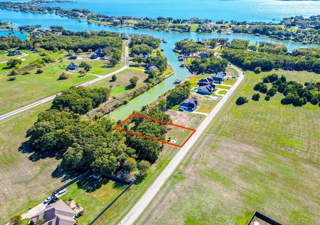 Photo 1 of Land for sale at Lot 411 Sailboat Dr, Corsicana, TX 75109 | MLS# 21334950 | Listing updated on 2026-07-18
