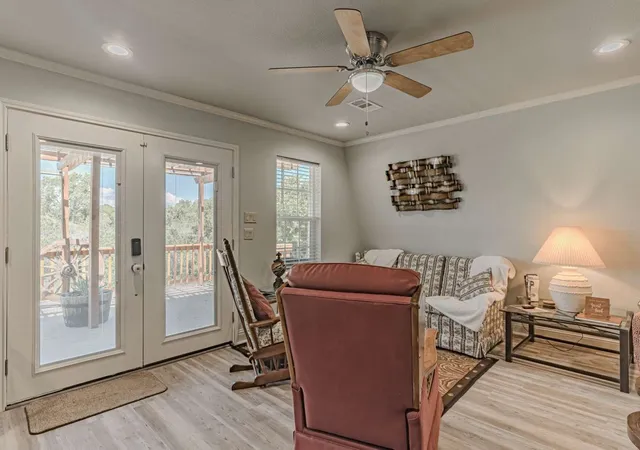 Photo 3 of Single family home for sale at 1011 Pawnee Trl, Granbury, TX 76048 | MLS# 21334964 | Listing updated on 2026-08-31