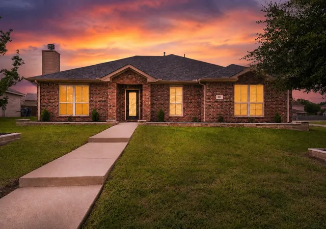 Photo 1 of Single family home for sale at 602 Hearthstone Dr, Lancaster, TX 75146 | MLS# 21332351 | Listing updated on 2026-07-20