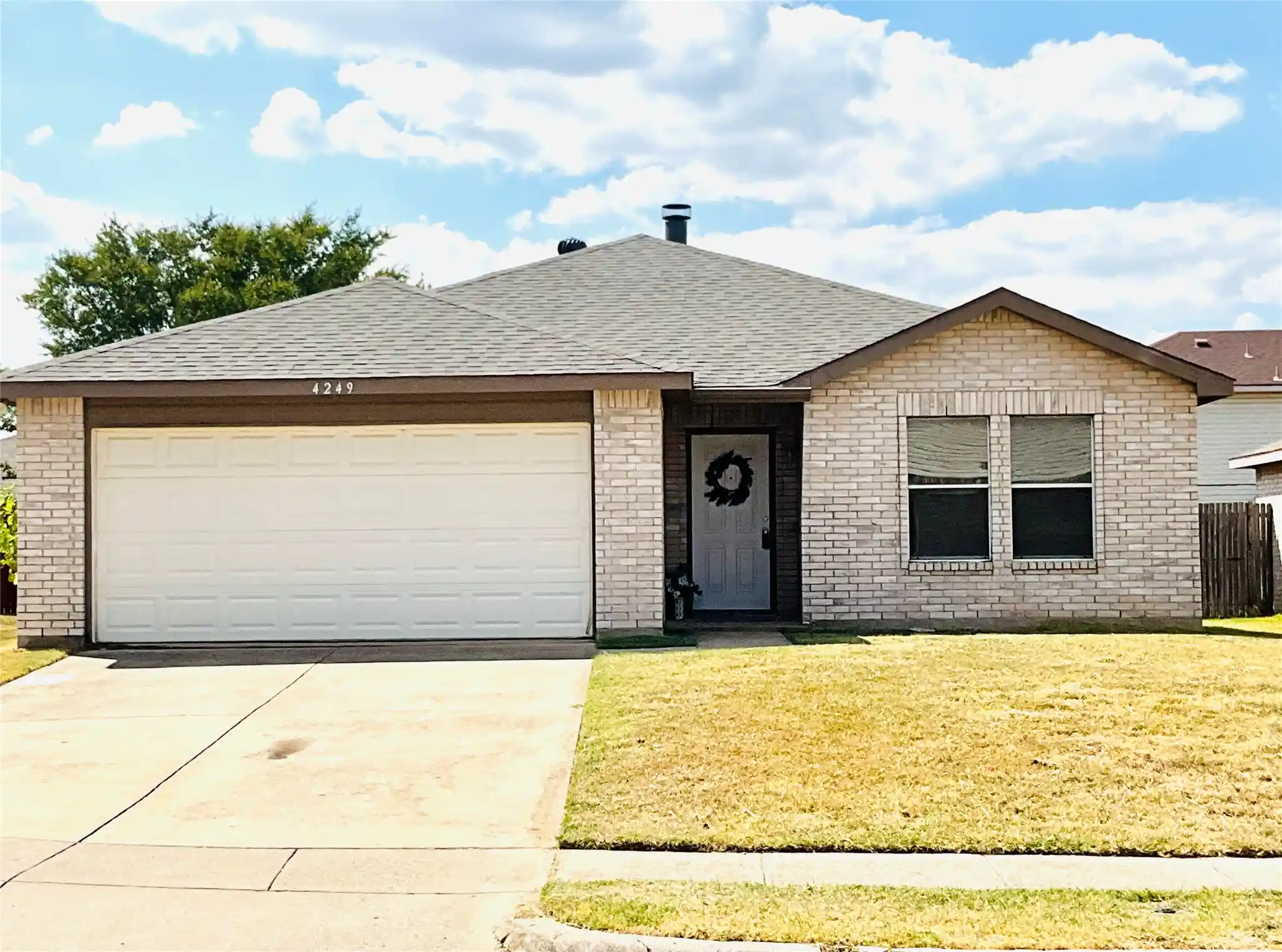 Photo 1 of Single family home for sale at 4249 Gray Fox Dr, Fort Worth, TX 76123 | MLS# 21328380 | Listing updated on 2026-10-15