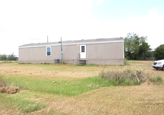 Photo 1 of Manufactured home for sale at 5450 County Road 237a, Terrell, TX 75160 | MLS# 21335027 | Listing updated on 2026-09-21