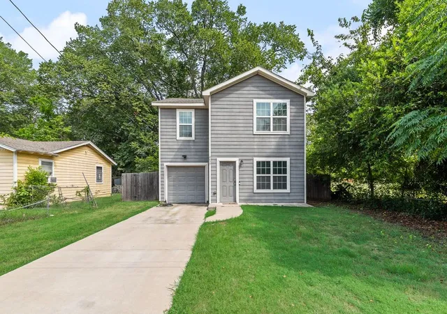 Photo 1 of Single family home for sale at 4639 Cherbourg St, Dallas, TX 75216 | MLS# 21335035 | Listing updated on 2026-08-31