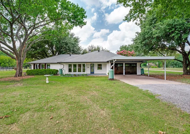 Photo 1 of Single family home for sale at 5713 Pecan Pl Dr, Mc Kinney, TX 75071 | MLS# 21334672 | Listing updated on 2026-07-21