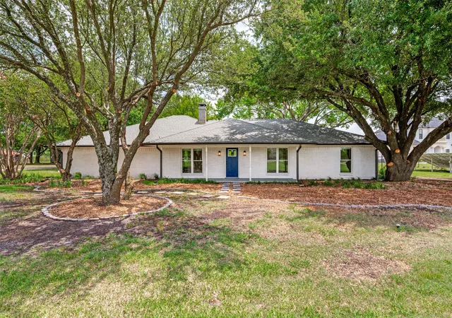 Photo 3 of Single family home for sale at 5713 Pecan Pl Dr, Mc Kinney, TX 75071 | MLS# 21334672 | Listing updated on 2026-07-21