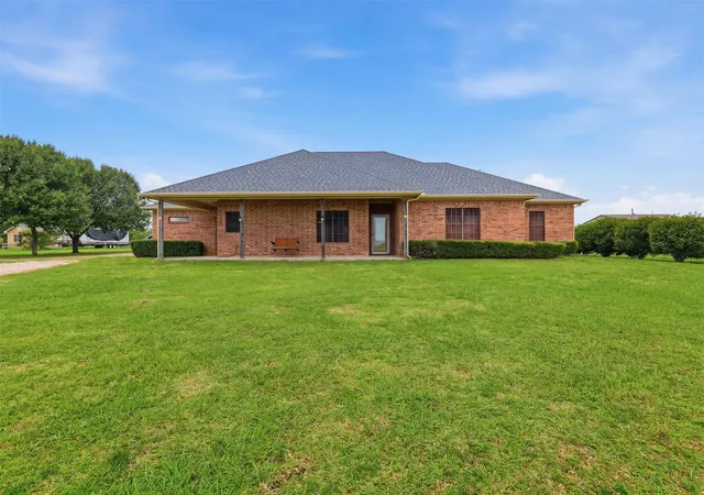 Homes for sale in Itasca, TX | 3999 Fm 67, Itasca, TX 76055 | MLS# 21334622