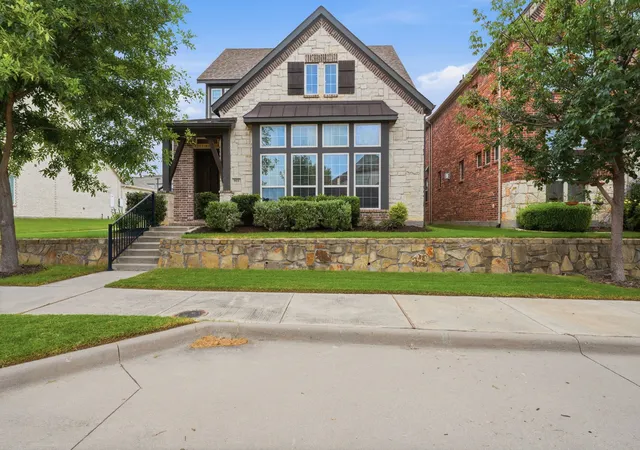 Homes for sale in Allen, TX | 911 Midland Dr, Allen, TX 75013 | MLS# 21334092