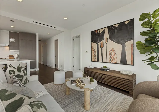 Photo 3 of Condo for sale at 3130 N Harwood St #1401, Dallas, TX 75201 | MLS# 21333577 | Listing updated on 2026-07-19