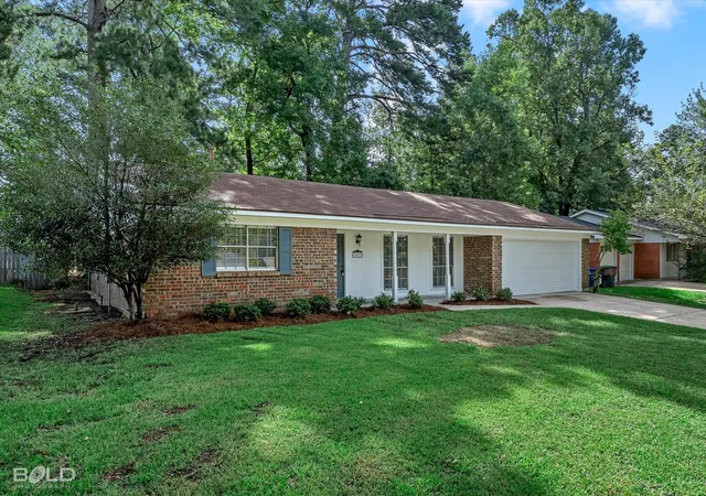 Photo 3 of Single family home for sale at 9433 Garfield Dr, Shreveport, LA 71118 | MLS# 21331157 | Listing updated on 2026-07-18