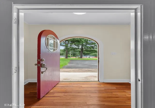 Photo 4 of Sale Pending at 3421 N Market St, Shreveport, LA 71107 | MLS# 21335131 | Listing updated on 2026-09-02