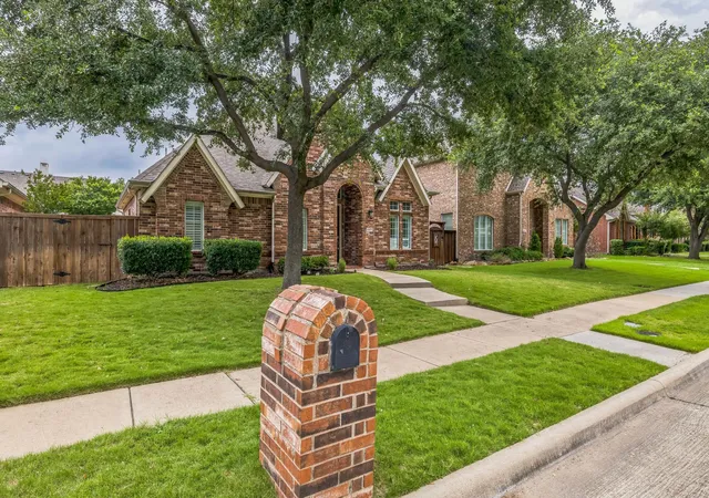 Photo 2 of Single family home for sale at 4471 Chandler Dr, Frisco, TX 75034 | MLS# 21335160 | Listing updated on 2026-07-18
