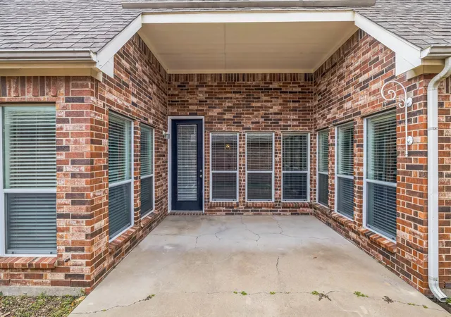 Photo 4 of Single family home for sale at 4471 Chandler Dr, Frisco, TX 75034 | MLS# 21335160 | Listing updated on 2026-07-18