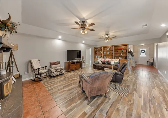 Photo 4 of House for sale at 283 County Road 4440, Winnsboro, TX 75494 | MLS# 21335189 | Listing updated on 2026-07-18