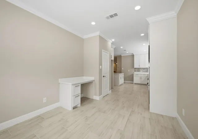 Photo 3 of Single family home for sale at 901 E Jefferson St, Van Alstyne, TX 75495 | MLS# 21333375 | Listing updated on 2026-07-18