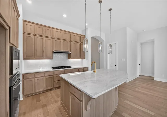 Photo 4 of Single family home for sale at 1557 Thicket Hill Dr, Van Alstyne, TX 75495 | MLS# 21334846 | Listing updated on 2026-09-30