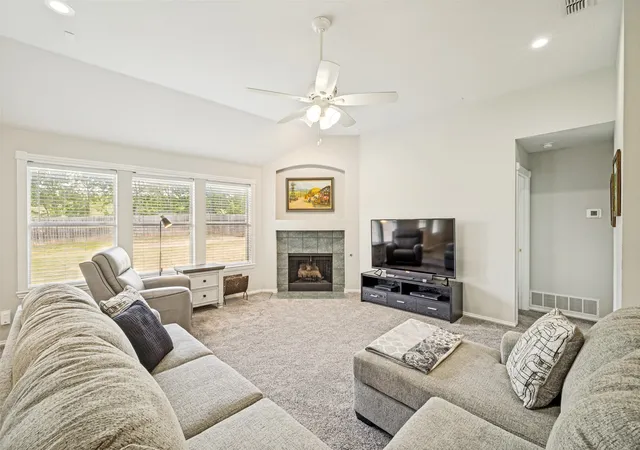 Photo 1 of Sale Pending at 206 Ridge View Ct, Decatur, TX 76234 | MLS# 21334233 | Listing updated on 2026-09-19