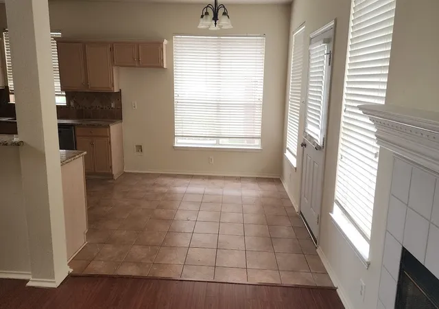 Photo 3 of Single family home for sale at 3920 Windford Dr, Plano, TX 75025 | MLS# 21334704 | Listing updated on 2026-08-04