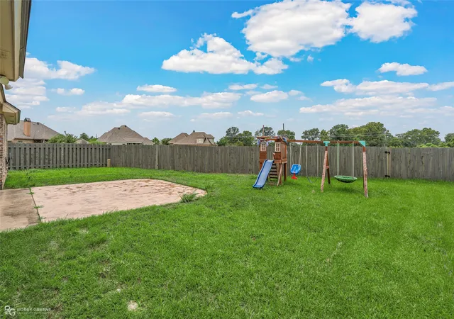 Photo 3 of Single family home for sale at 606 Glenshire Dr, Bossier City, LA 71111 | MLS# 21333871 | Listing updated on 2026-08-04