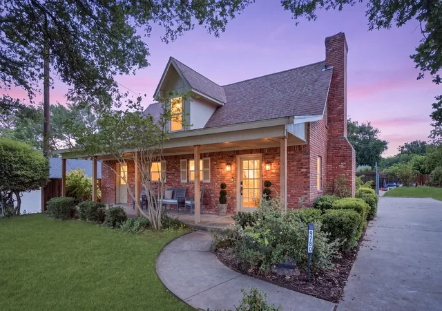 Photo 1 of Single family home for sale at 9780 N County Rd, Frisco, TX 75033 | MLS# 21335254 | Listing updated on 2026-08-07