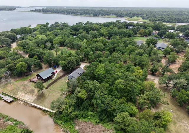 Photo 2 of Land for sale at 180 Vista Dr, Eustace, TX 75124 | MLS# 21335321 | Listing updated on 2026-07-21