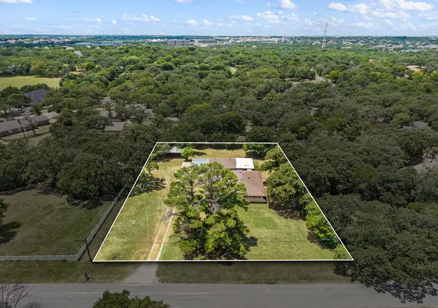 2nd image of 3180 Southlake Park Rd, Southlake, TX 76092 | MLS# 21329113