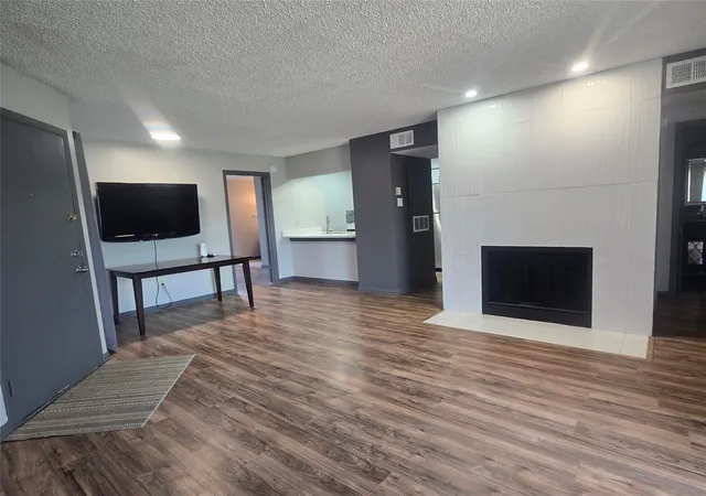 Photo 2 of Condo for sale at 12484 Abrams Rd #1624, Dallas, TX 75243 | MLS# 21335414 | Listing updated on 2026-08-28
