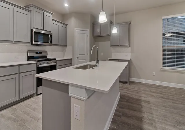 Photo 2 of Single family home for sale at 117 Ringtrail Dr, Rhome, TX 76078 | MLS# 21333015 | Listing updated on 2026-07-19
