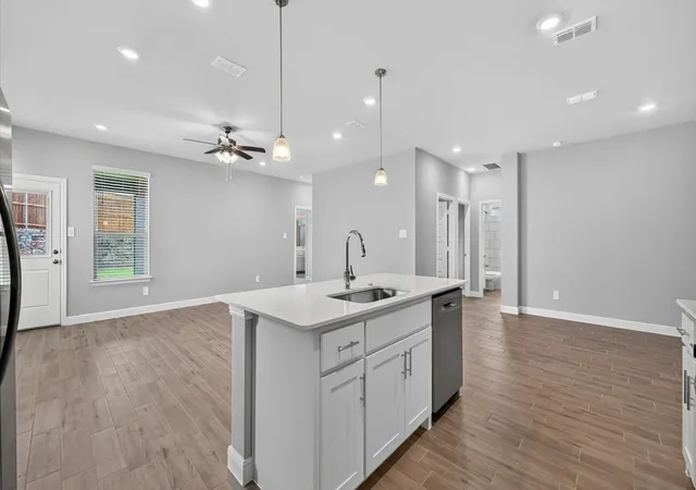 Photo 3 of Single family home for sale at 133 Hawksbill Ln, Rhome, TX 76078 | MLS# 21333221 | Listing updated on 2026-08-17