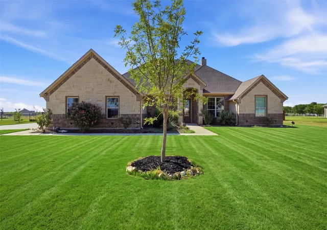 Photo 3 of Single family home for sale at 265 County Road 1105, Rio Vista, TX 76093 | MLS# 21335366 | Listing updated on 2026-08-22