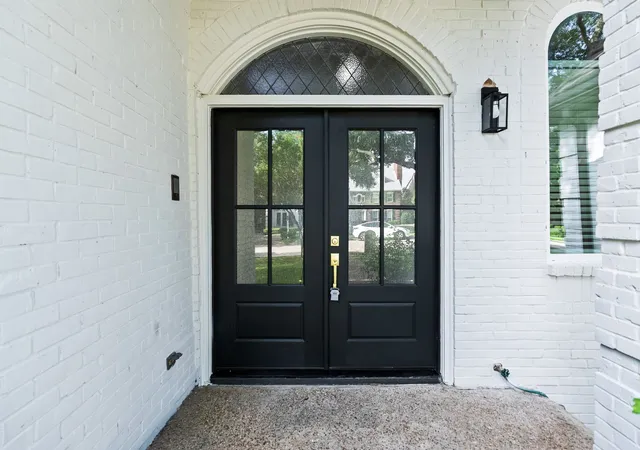 4th image of 2001 Crockett Ct, Irving, TX 75038 | MLS# 21333838