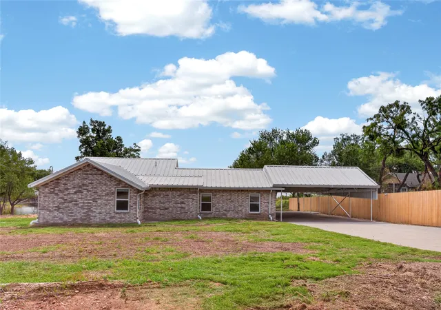 Photo 3 of Single family home for sale at 546 Apache Ln, Abilene, TX 79601 | MLS# 21326532 | Listing updated on 2026-07-21