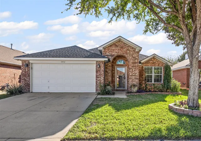 Photo 1 of Single family home for sale at 1436 Broken Spoke Ct, Fort Worth, TX 76131 | MLS# 21335542 | Listing updated on 2026-08-18