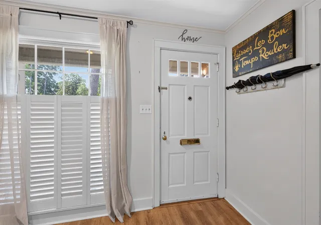 Photo 3 of Single family home for sale at 742 Erie St, Shreveport, LA 71106 | MLS# 21335547 | Listing updated on 2026-08-27