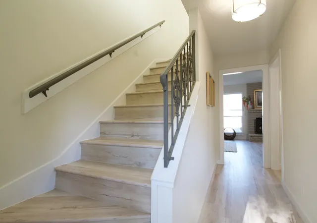 Photo 2 of Townhouse for sale at 1231 Lexington Sq, Corsicana, TX 75110 | MLS# 21335562 | Listing updated on 2026-08-21