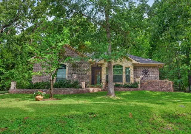 1st image of 18706 Quiet Anchor Ln, Flint, TX 75762 | MLS# 21335564