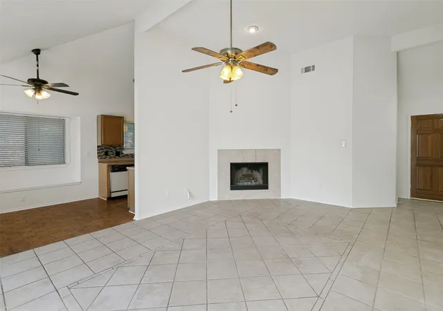 Photo 4 of Single family home for sale at 2813 Creekwood Ln, Fort Worth, TX 76123 | MLS# 21335499 | Listing updated on 2026-09-04