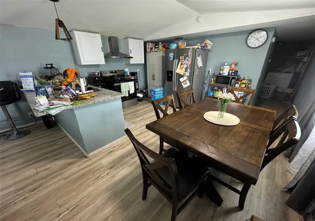 Photo 2 of Manufactured home for sale at 7103 Comanche Trl, Weatherford, TX 76087 | MLS# 21335578 | Listing updated on 2026-08-24