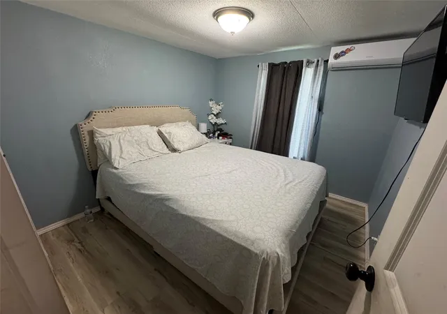 Photo 3 of Manufactured home for sale at 7103 Comanche Trl, Weatherford, TX 76087 | MLS# 21335578 | Listing updated on 2026-08-24