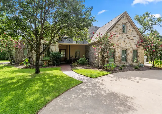 Photo 2 of Single family home for sale at 940 Private Road 5980, Yantis, TX 75497 | MLS# 21335595 | Listing updated on 2026-08-15