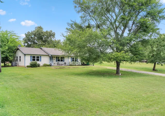 Photo 3 of Single family home for sale at 1282 Rs County Road 3325, Emory, TX 75440 | MLS# 21335616 | Listing updated on 2026-09-29