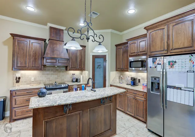 Photo 4 of Single family home for sale at 2728 Caplis Sligo Plantation Dr, Bossier City, LA 71112 | MLS# 21329928 | Listing updated on 2026-08-24