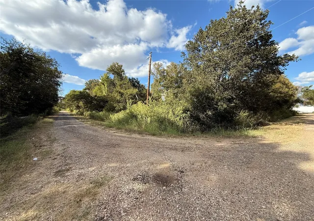 Photo 2 of Land for sale at Tbd County Road 2889, Marlin, TX 76661 | MLS# 21320479 | Listing updated on 2026-07-19