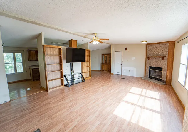 Photo 3 of Manufactured home for sale at 2517 County Road 215, Breckenridge, TX 76424 | MLS# 21335153 | Listing updated on 2026-08-26