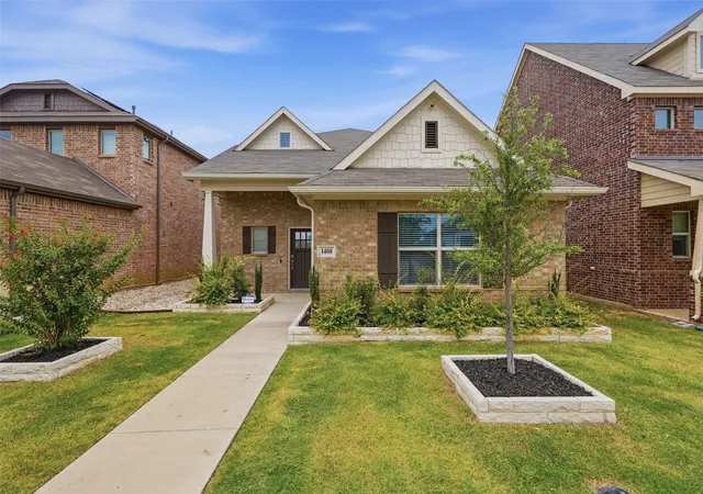 Photo 1 of Single family home for sale at 1408 Ross Ave, Celina, TX 75009 | MLS# 21335691 | Listing updated on 2026-08-25