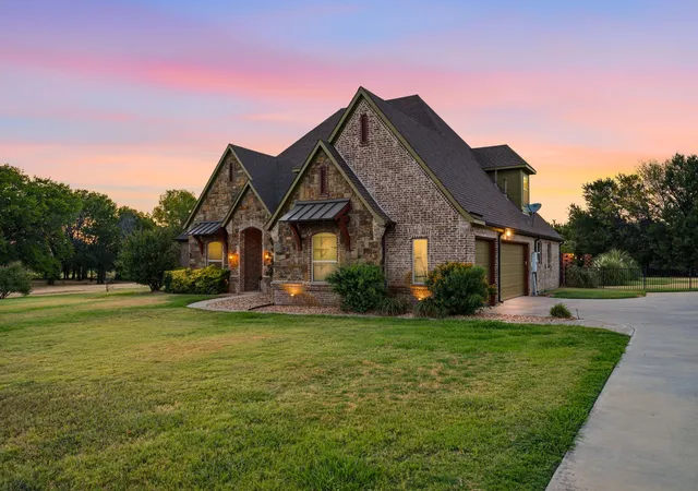 Photo 2 of Sale Pending at 110 Aurora Lights Trl, Aurora, TX 76078 | MLS# 21335406 | Listing updated on 2026-10-08