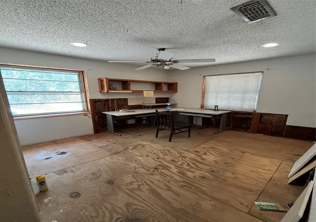 Photo 3 of Single family home for sale at 2320 Los Robles Dr, Grapevine, TX 76051 | MLS# 21326366 | Listing updated on 2026-09-28